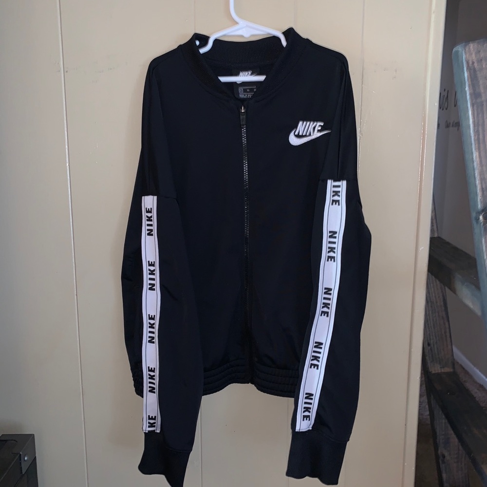 Girls XL Nike jacket